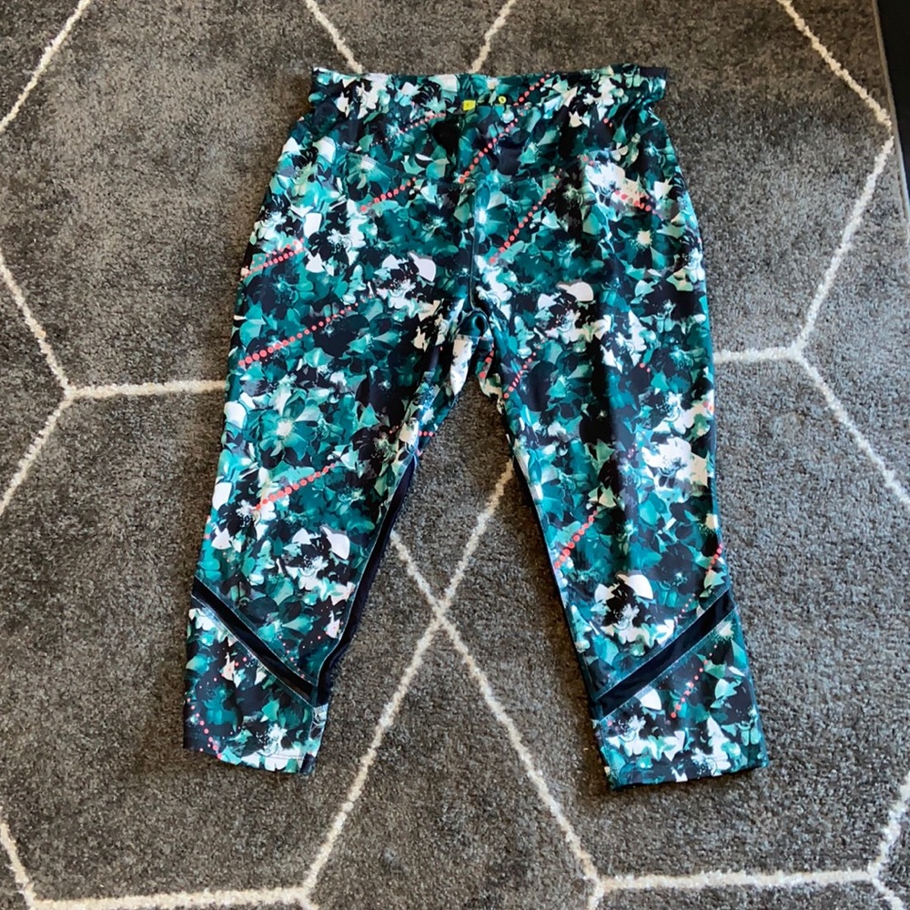 Xersion workout capris